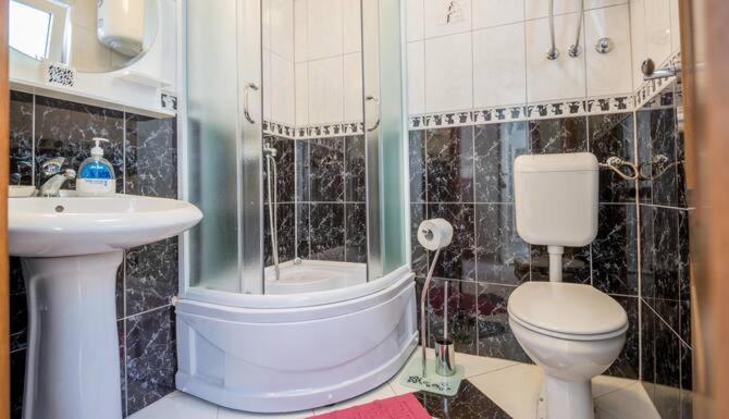 Majka Apartments Котор Экстерьер фото