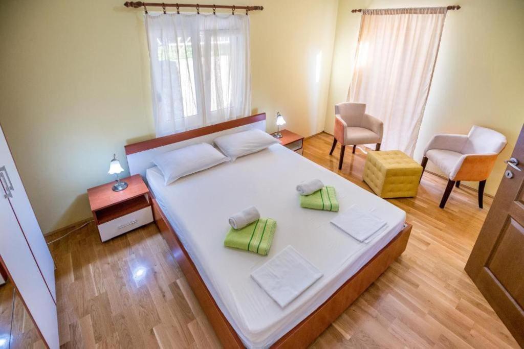 Majka Apartments Котор Экстерьер фото
